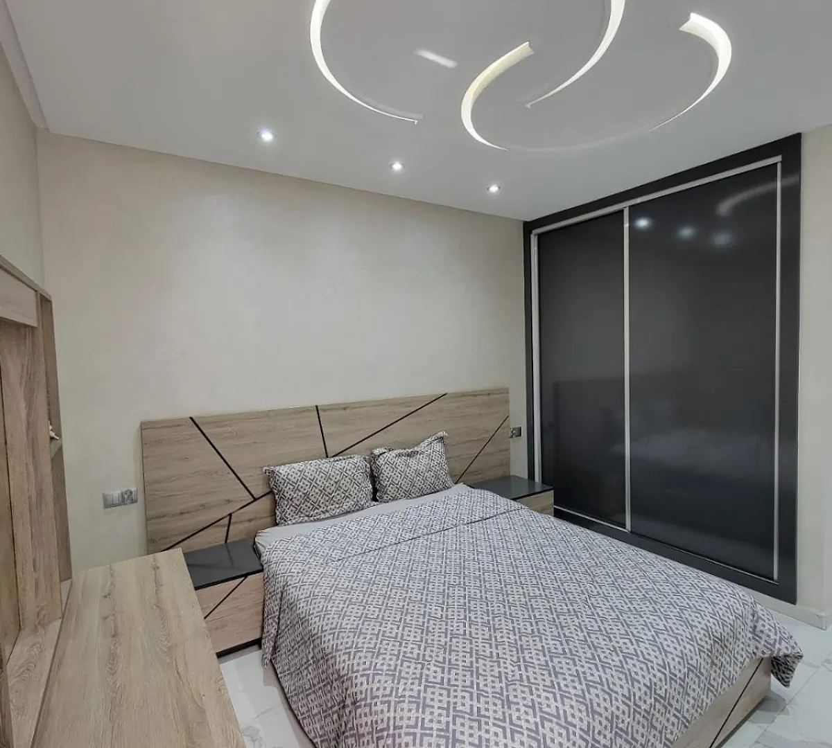 Appartement Confort Et Spacieux Pour Familles アガディール モロッコ